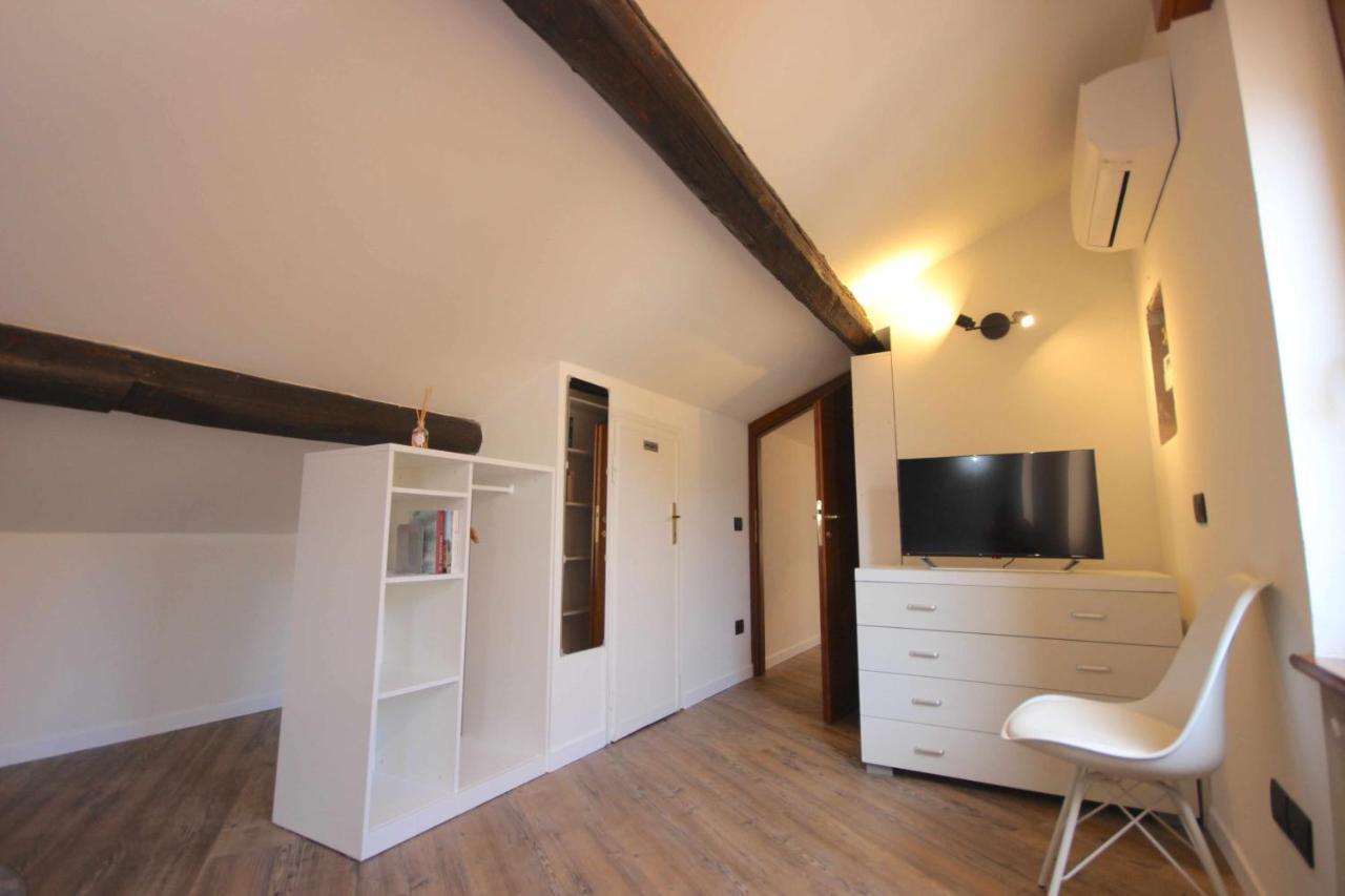Case Vr Holiday Vittorias Flat Verona Eksteriør bilde